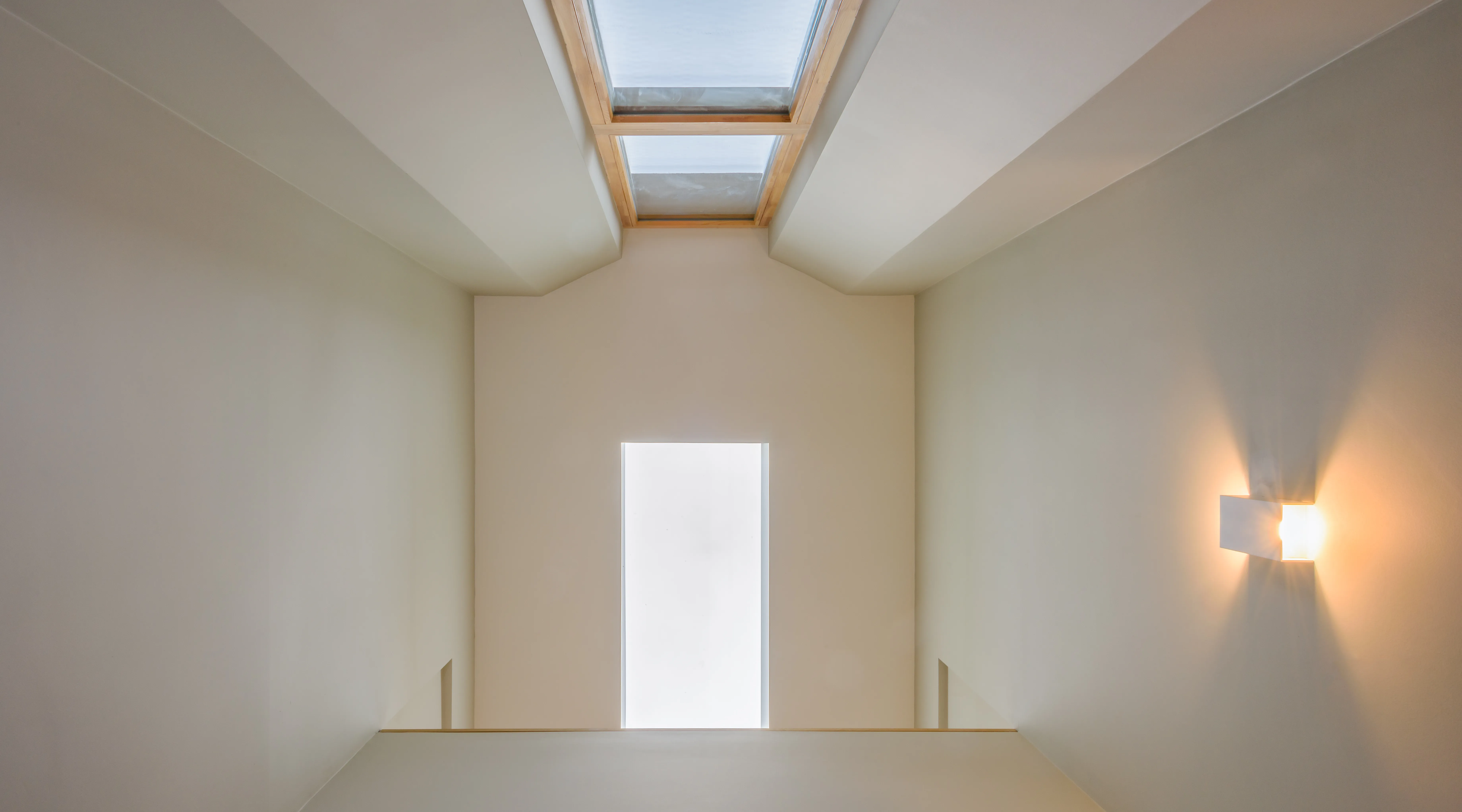 Leeward project glazing